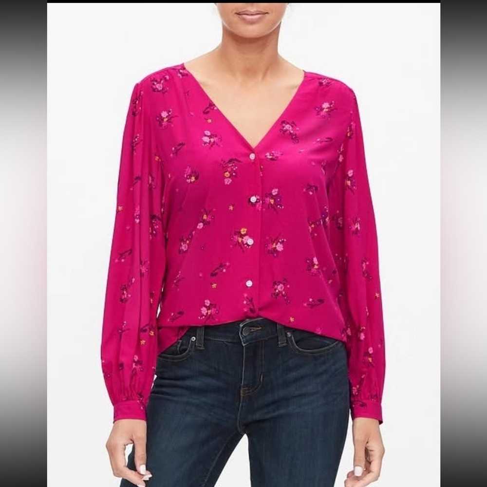 Gap Button down floral blouse